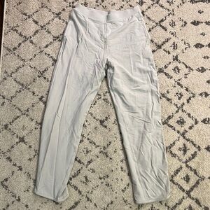 Lululemon gray 3/4 pants
